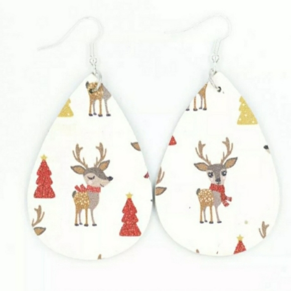 White Leather Teardrop Reindeer Tree Dangle Drop Earrings - Picture 5 of 6